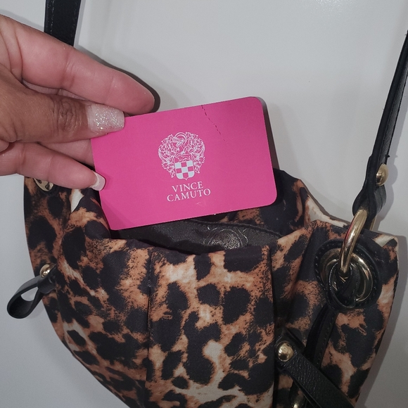 Leopard Print Crossbody - Picture 4 of 5